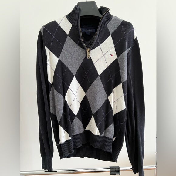Tommy Hilfiger Checkered Black Long Sleeve Top - Picture 1 of 4